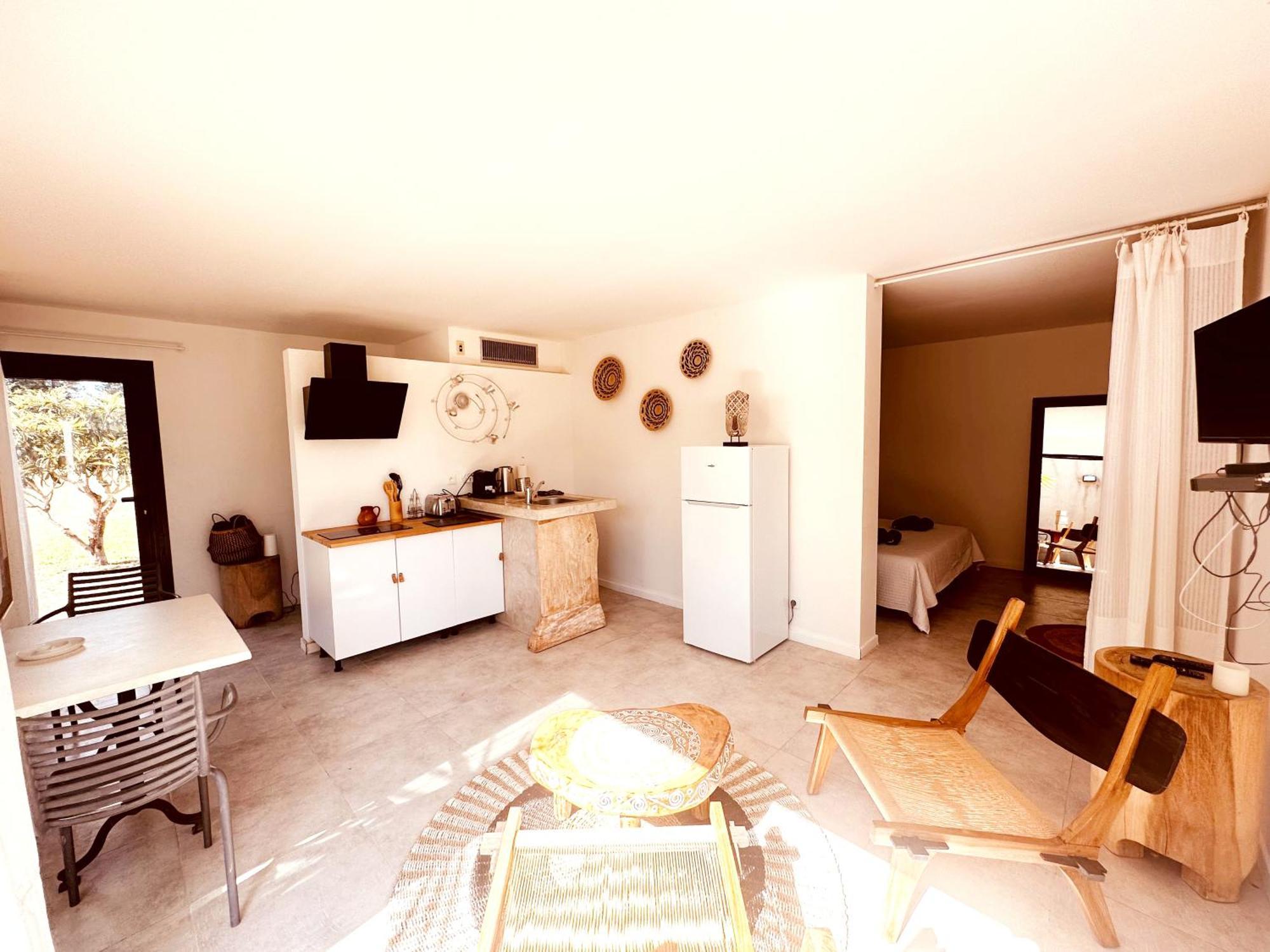 Les Madones Apartment นีมส์ ภายนอก รูปภาพ