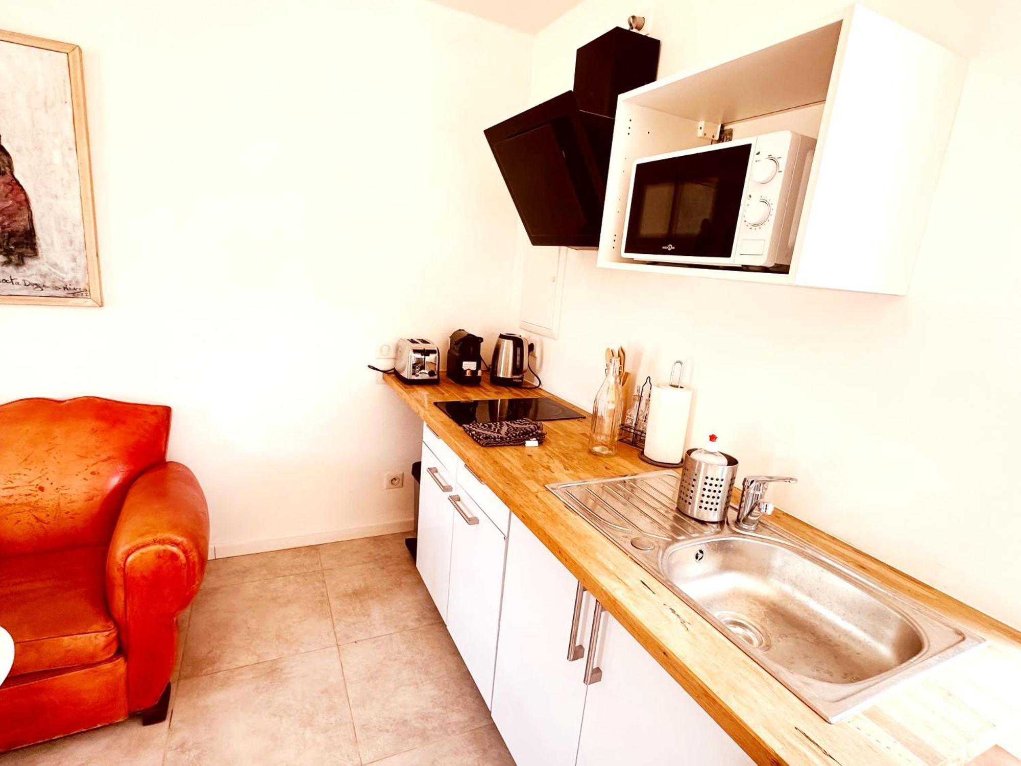 Les Madones Apartment นีมส์ ภายนอก รูปภาพ